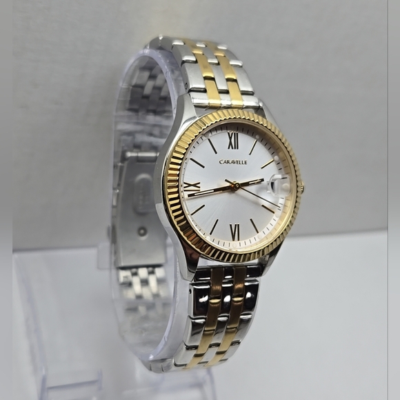 Caravelle By Bulova Womens Gold Silver Two Tone Date Watch 45M112 New Battery - Picture 3 of 9